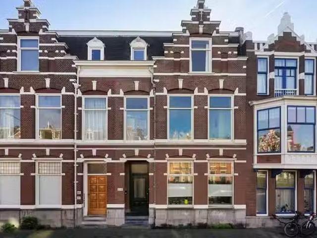 Appartement te koop Laan Copes van Cattenburch in Den Haag voo.
