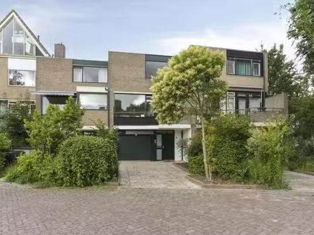 Appartement te koop Laan der Verenigde Naties 22 in Leiden voo.
