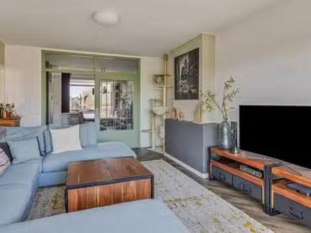 Appartement te koop Laan van Wateringse Veld 104 in Den Haag v.