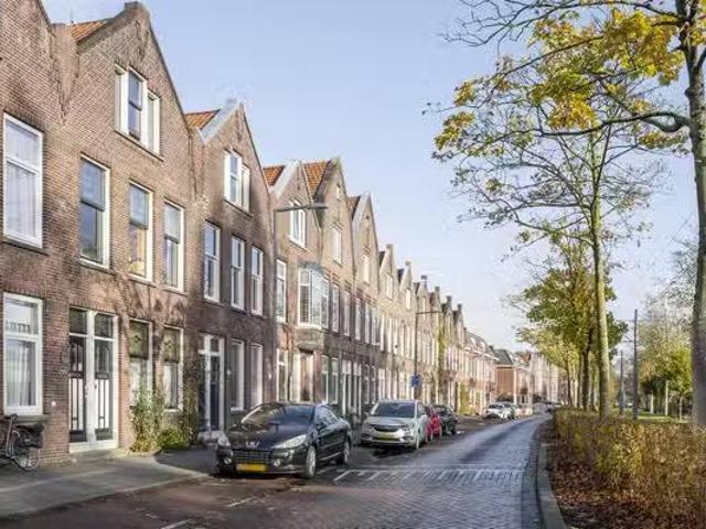 Appartement te koop Lange Hilleweg 178 A in Rotterdam voor € 3.