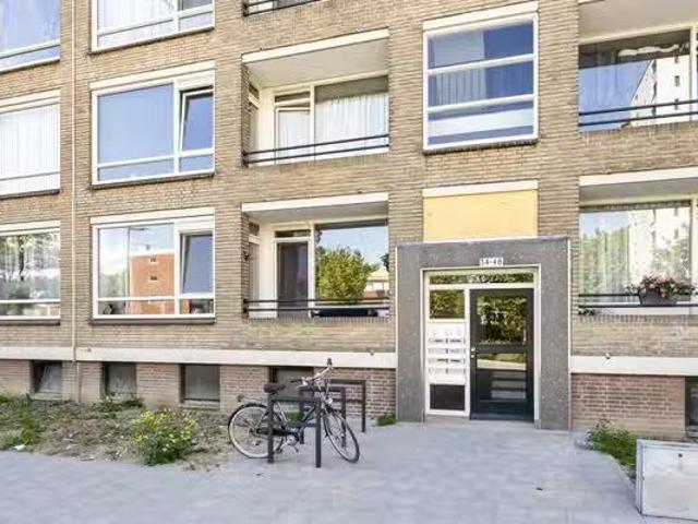Appartement te koop Lange Hilleweg 68 B in Rotterdam voor € 23.