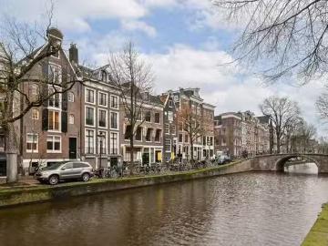 Appartement te koop Laurierstraat 65 F in Amsterdam voor € 665.