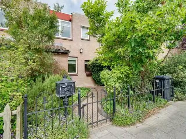 Appartement te koop Leerdamhof 328 in Amsterdam voor € 399.999