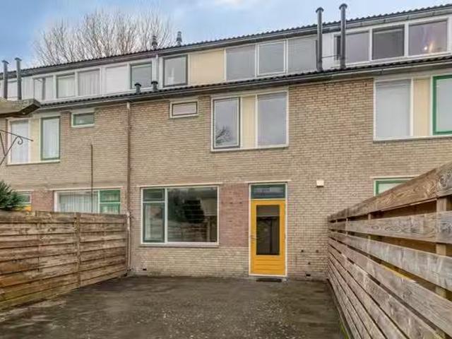 Appartement te koop Lekstraat 69 in Purmerend voor € 350.000