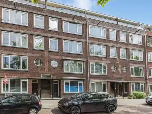 Appartement te koop Lepelaarsingel 68 B in Rotterdam voor € 22.