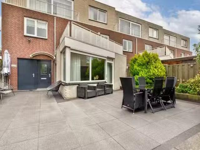 Appartement te koop Leyweg 1107 in Den Haag voor € 535.000