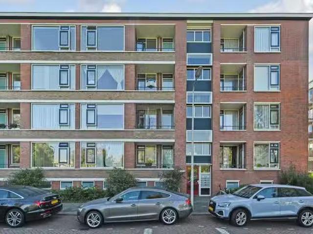 Appartement te koop Leyweg 292 in Den Haag voor € 295.000