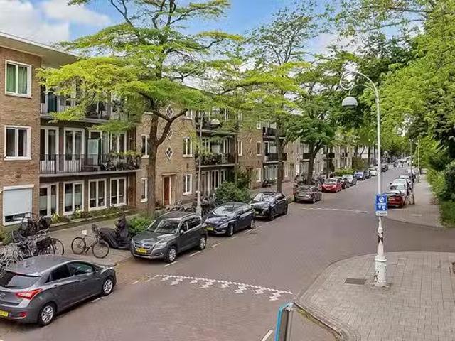 Appartement te koop Linnaeusparkweg 226 2 in Amsterdam voor €.