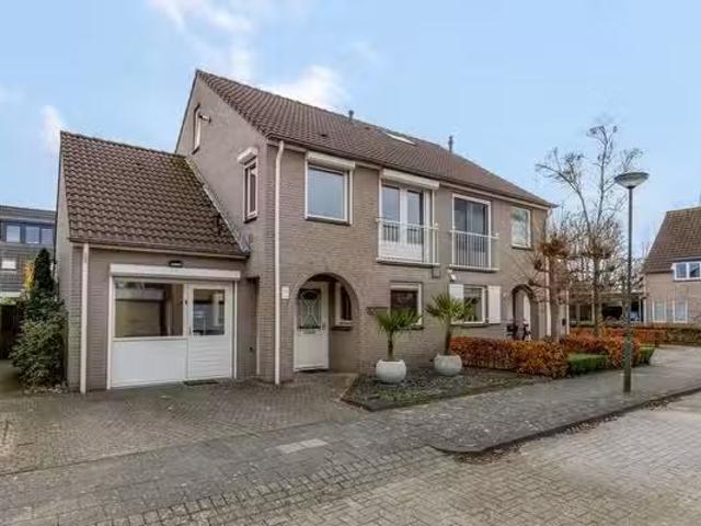 Appartement te koop Lovensekanaaldijk 120 in Tilburg voor € 72.
