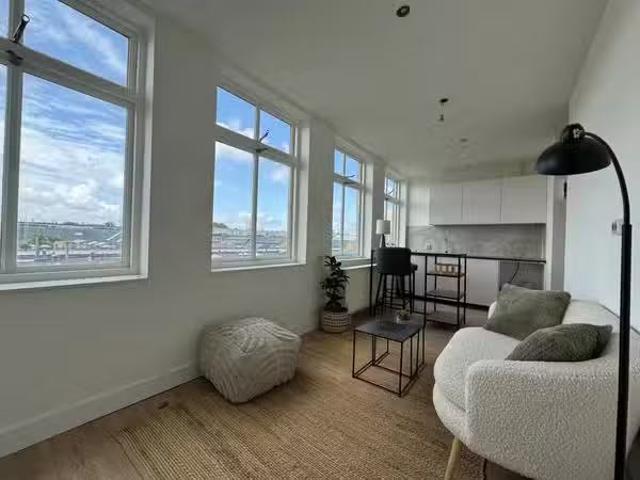 Appartement te koop Paulus Potterstraat 183 D in Den Haag voor.
