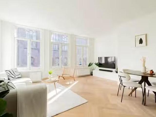 Appartement te koop Pieter Baststraat 16 3 in Amsterdam voor €.
