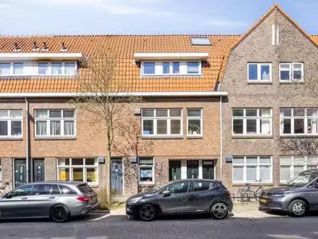Appartement te koop Prins Bernhardlaan 21 BS in Utrecht voor €.