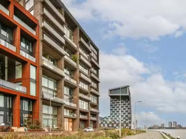 Appartement te koop Prinses Margrietlaan in Rotterdam voor € 6.