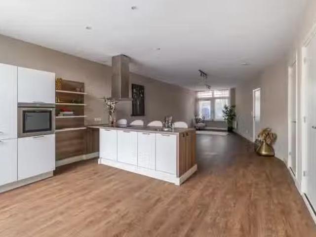 Appartement te koop Regentesselaan 285 in Den Haag voor € 375.