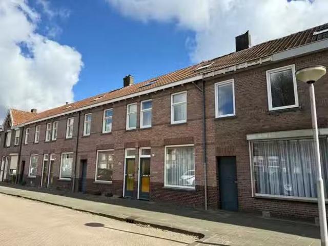 Appartement te koop Ringbaan Noord 156 19 in Tilburg voor € 22.