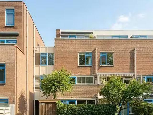 Appartement te koop Robert Schumanring 170 in Vlaardingen voor.