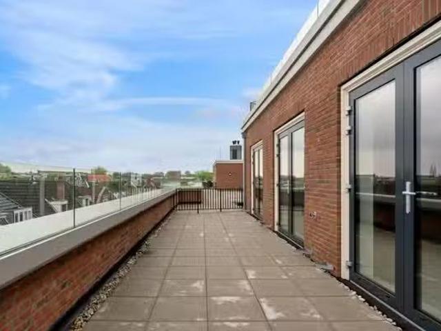Appartement te koop Rodenrijselaan 17 A in Rotterdam voor € 55.