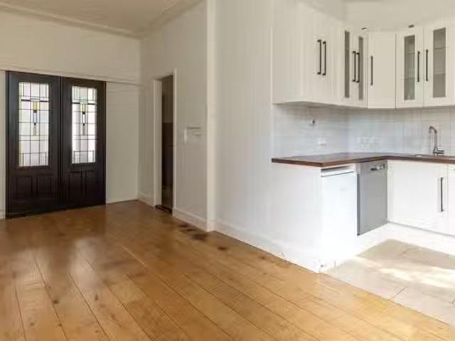 Appartement te koop Stadhoudersplein 65 in Rotterdam voor € 32.