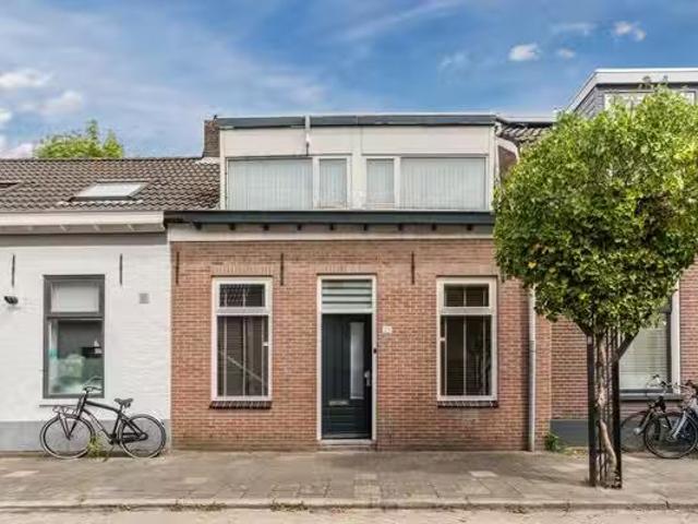 Appartement te koop Stationsweg 12 in Eindhoven voor € 419.000