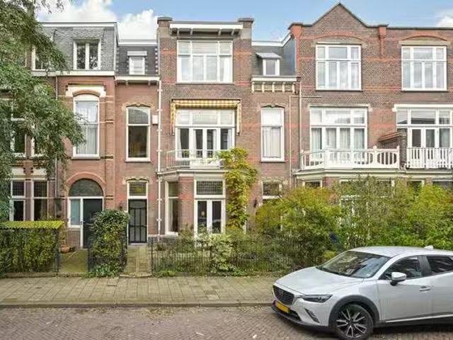 Appartement te koop Sumatrastraat 47 in Den Haag voor € 975.000