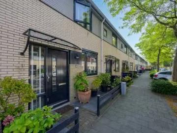 Appartement te koop Salsastraat in Almere voor € 430.000