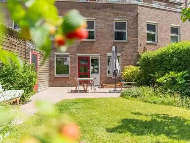 Appartement te koop Schoonderloostraat 191 in Rotterdam voor €.