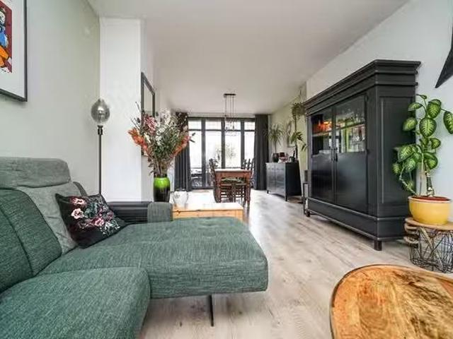 Appartement te koop Scheepmakerspassage in Rotterdam voor € 49.