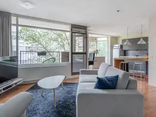 Appartement te koop Sint Janshaven 617 in Rotterdam voor € 350.