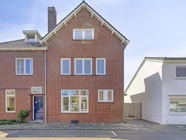 Appartement te koop Sint Pieterskade 8 B 03 in Maastricht voor.