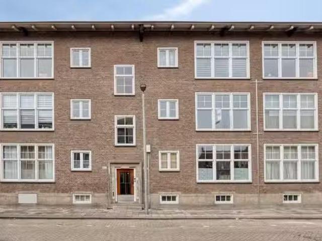Appartement te koop Tapuitstraat 29 B in Rotterdam voor € 195.