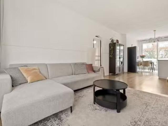 Appartement te koop Tesselsestraat 40 in Den Haag voor € 335.000