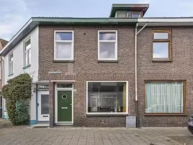 Appartement te koop Treurenburgstraat 33 in Eindhoven voor € 3.