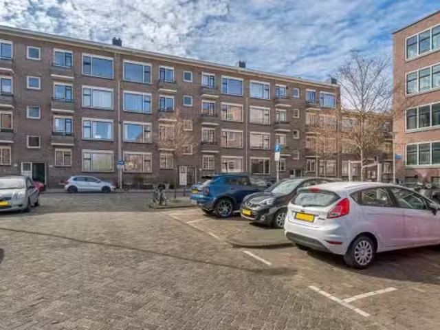 Appartement te koop Troelstrastraat 18 B in Rotterdam voor € 3.