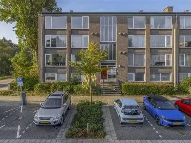 Appartement te koop Valeriusstraat 240 in Leiden voor € 300.000