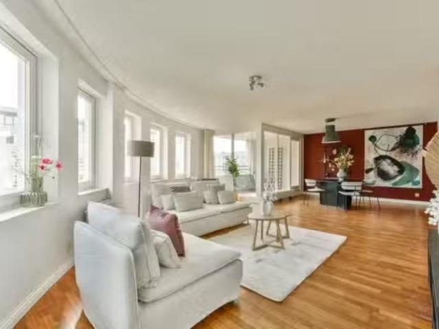 Appartement te koop Van 't Hofflaan 17 1 in Amsterdam voor € 6.