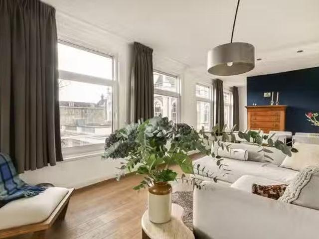 Appartement te koop Van Boetzelaerstraat in Amsterdam voor € 3.