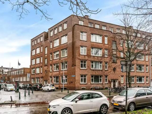 Appartement te koop Van Maanenstraat 14 a in Rotterdam voor €.