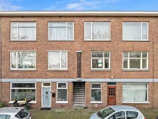 Appartement te koop Van Musschenbroekstraat 67 in Den Haag voo.
