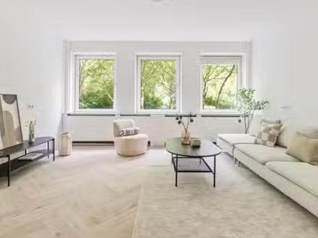 Appartement te koop Van Nijenrodeweg 12 in Amsterdam voor € 52.