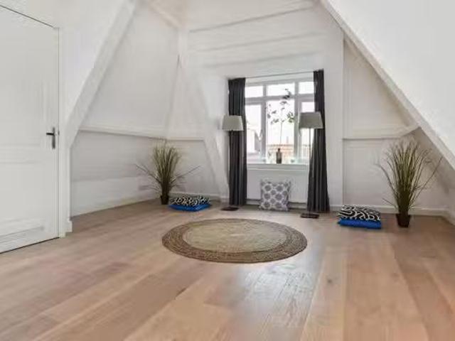 Appartement te koop Van Speijkstraat 238 A in Den Haag voor €.