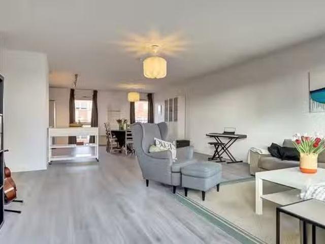Appartement te koop Van Suchtelen van de Haarestraat 28 L in A.