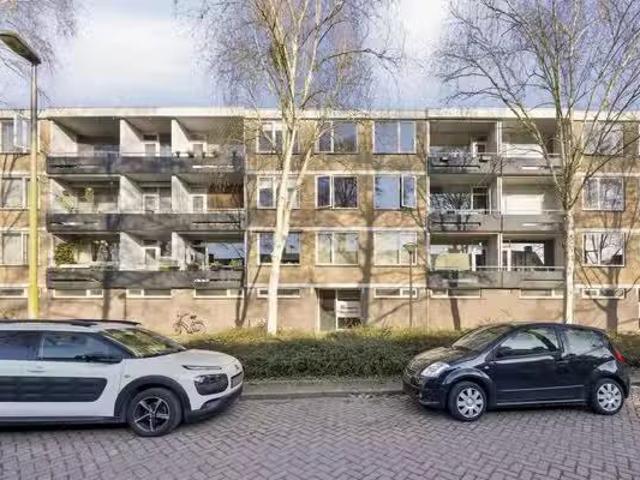 Appartement te koop Veldmaarschalk Montgomerylaan 207 in Eindh.