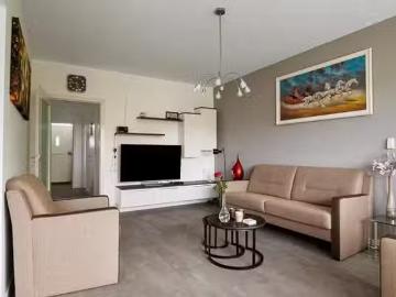 Appartement te koop Volendamlaan 1096 in Den Haag voor € 275.000