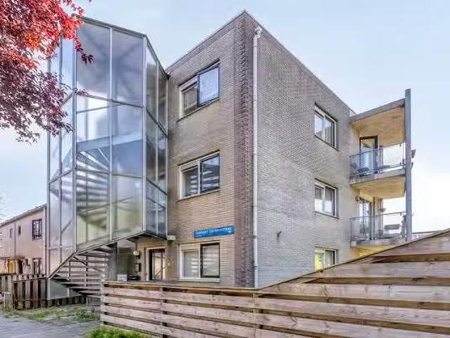 Appartement te koop Vollenhoveschans 90 in Almere voor € 285.000