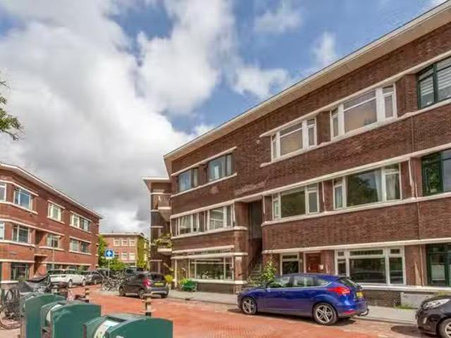 Appartement te koop Vreeswijkstraat 175 in Den Haag voor € 495.