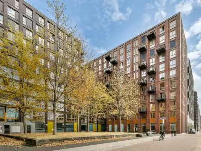 Appartement te koop Waterlooplein 5 C in Amsterdam voor € 485.