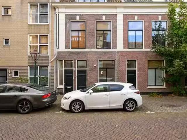 Appartement te koop West Havenstraat 4 G in Leiden voor € 350.
