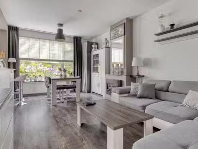 Appartement te koop Willem van Hillegaersbergstraat 141 C in R.
