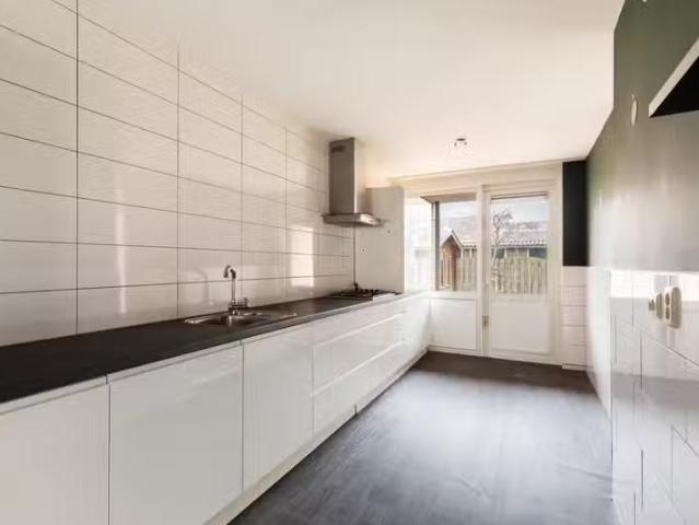 Appartement te koop Woelwijkstraat 79 in Rotterdam voor € 425.