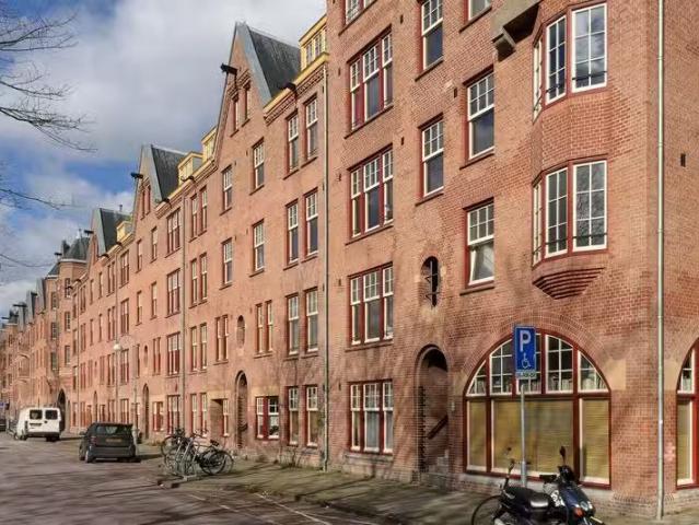 Appartement te koop Zaanstraat in Amsterdam voor € 685.000